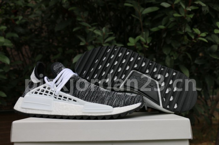 Authentic AD Human Race NMD x Pharrell Williams“Core Black”