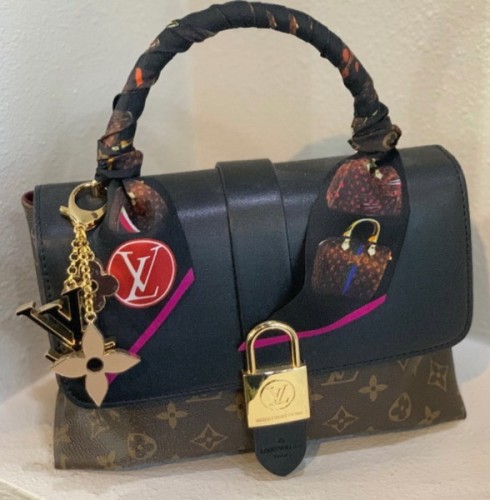 LV Hangbags AAA Women-693