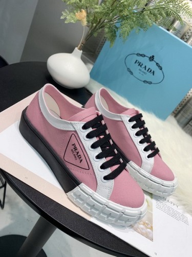 Prada women shoes 1：1 quality-195