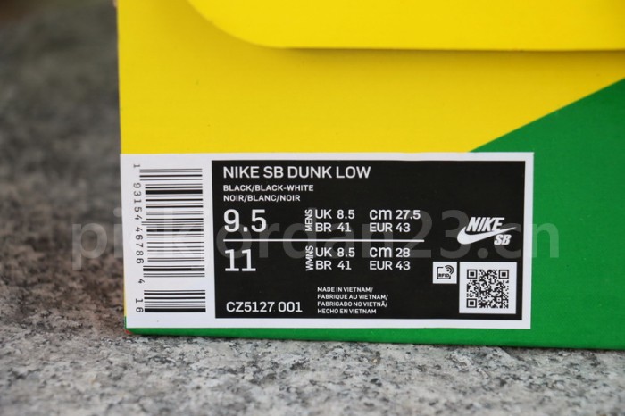 Authentic Nike SB Zoom Dunk Elite “BE@RBRICK”