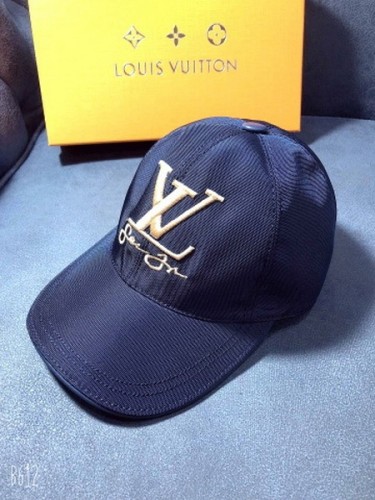 LV Hats AAA-512
