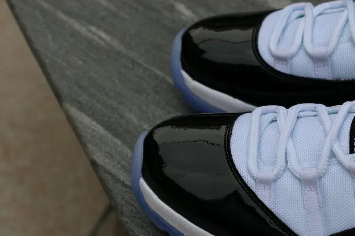 Authentic Air Jordan 11 Low “Concord”