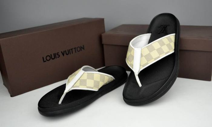 LV men slippers AAA-083(39-46)