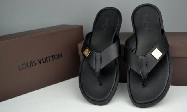 LV men slippers AAA-080(39-46)