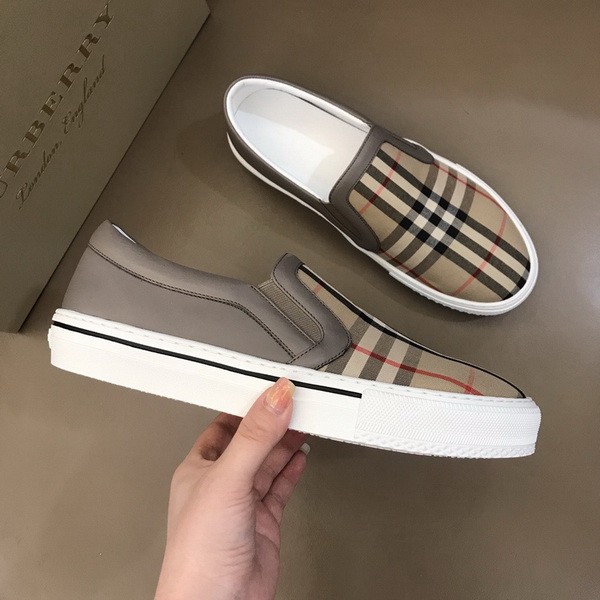 Burberry men shoes 1：1 quality-243