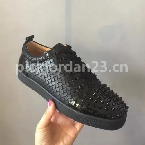 Super Max Christian Louboutin Shoes-555