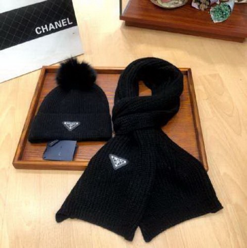 Prada Wool Cap Scarf AAA-015