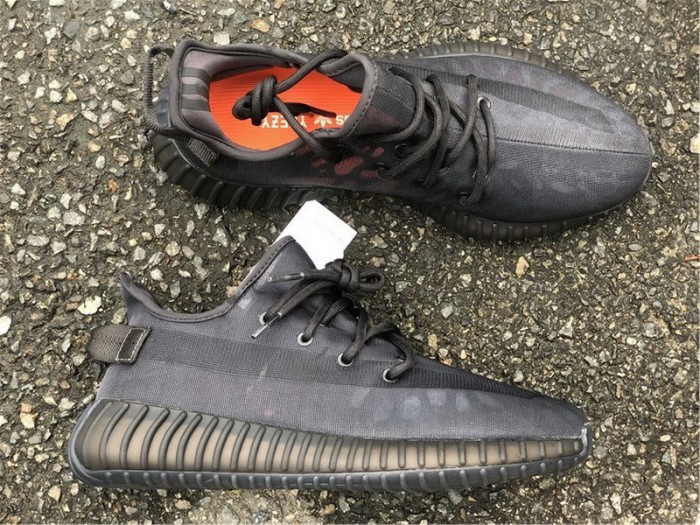 Authentic Yeezy Boost 350 V2 Mon Black