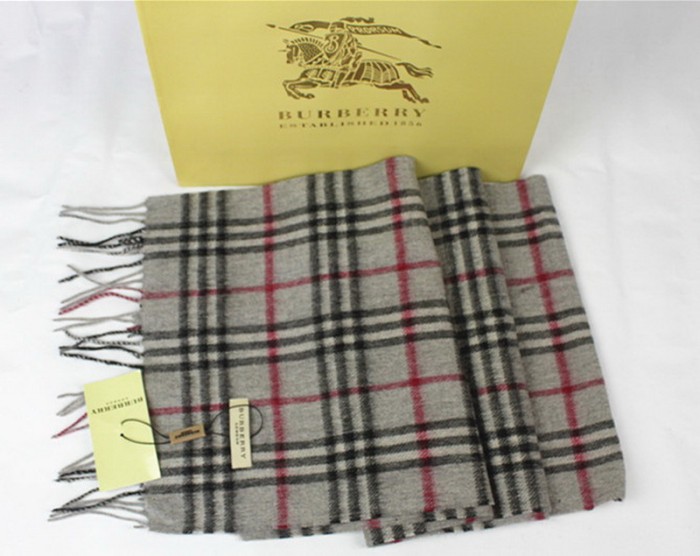 Burberry Silk Scarf AAA-310