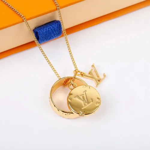 LV Necklace-017