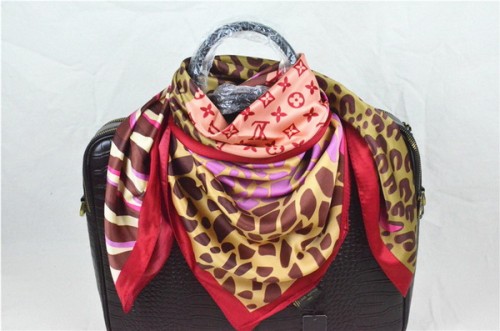 LV Silk Scarf AAA-259