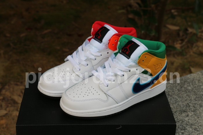 Authentic Air Jordan 1 Mid GS White Court Purple