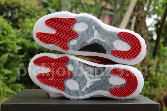 Authentic Air Jordan 11 Low “Varsity Red”