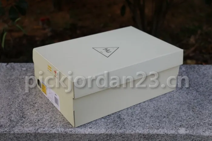 Authentic Pharrell x AD NMD Hu “Solar Pack”-003