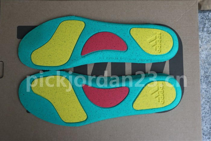 Authentic Yeezy 700 V3 “Azael”
