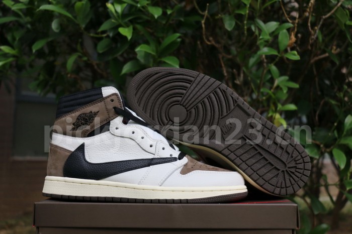 Authentic 2.0 Travis Scott x Air Jordan 1