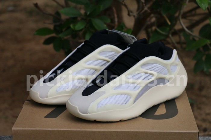 Authentic Yeezy 700 V3 “Azael”
