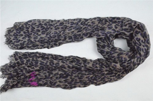 LV Silk Scarf AAA-090