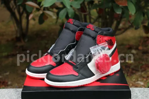 Authentic Air Jordan 1 Retro High OG “Bred Toe”