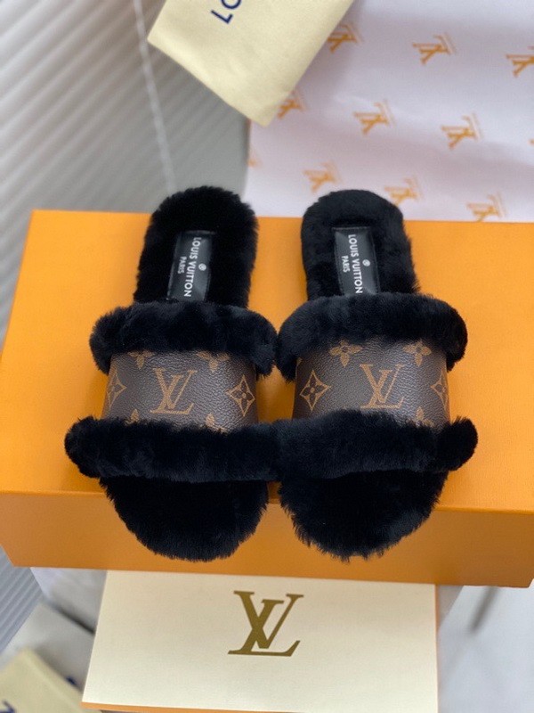 LV Sandals 1-1 Quality-216