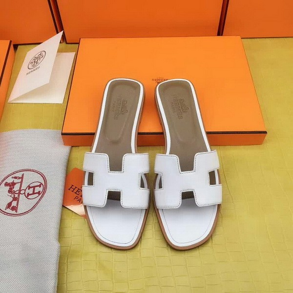 Hermes women slippers AAA-210(35-40)