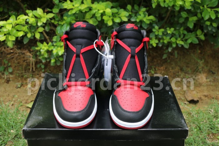 Air Jordan 1 Banned