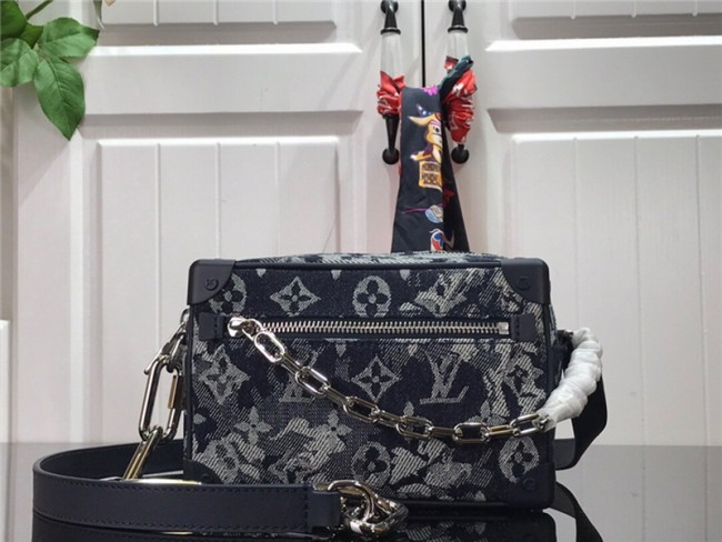 LV High End Quality Bag-676