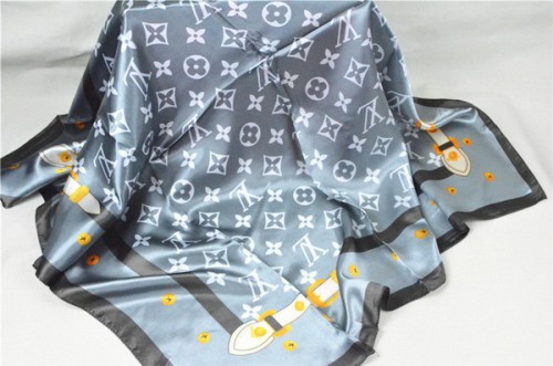 LV Silk Scarf AAA-050