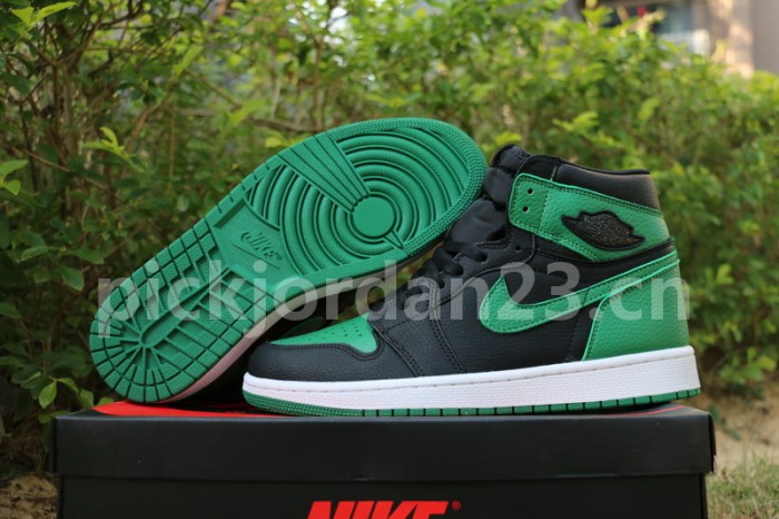 Authentic Air Jordan 1 Retro High OG “Pine Green”