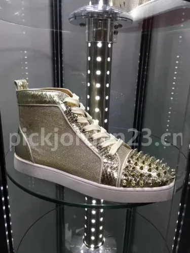 Super Max Christian Louboutin Shoes-756