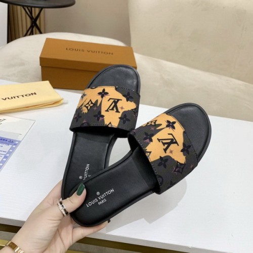 LV women Sandals 1：1 Quality-327