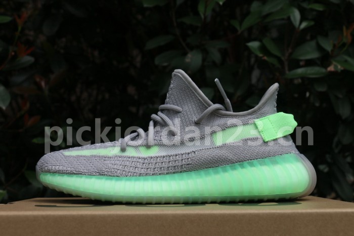 Authentic Yeezy 350 V2 True Form Lime