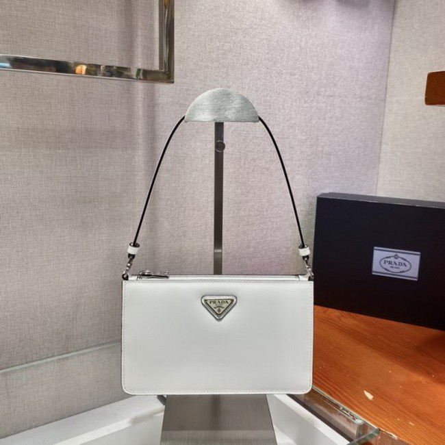 Prada Handbags AAA-058