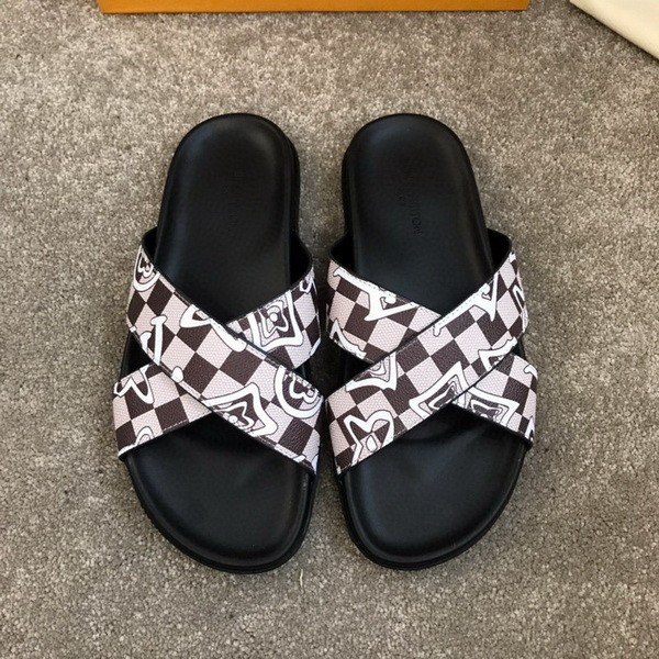 LV men slippers AAA-500