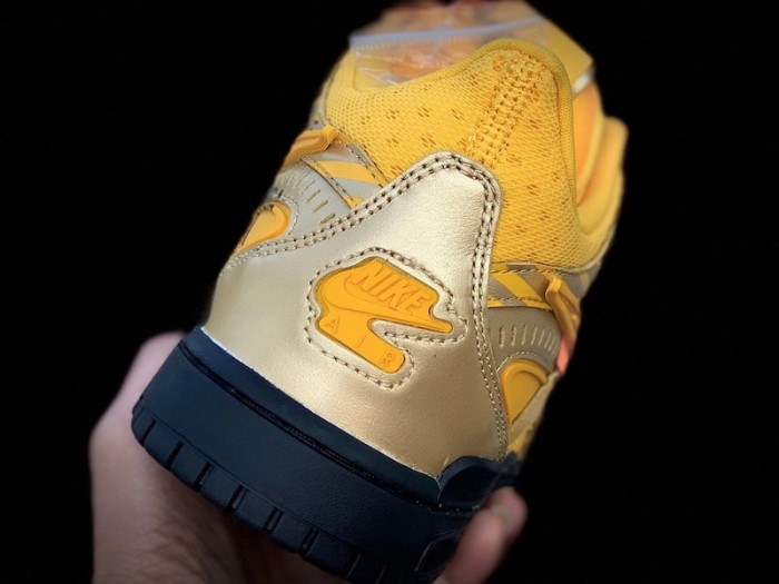 Authentic OFF-WHITE x Nike Air Rubber Dunk “University Gold”