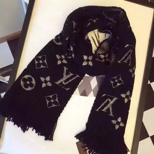 LV Silk Scarf AAA-262