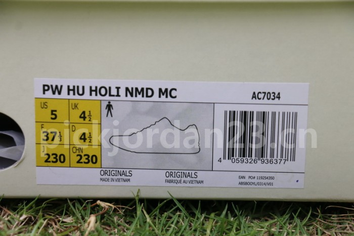 Authentic Pharrell x AD NMD Hu Trail “Holi”