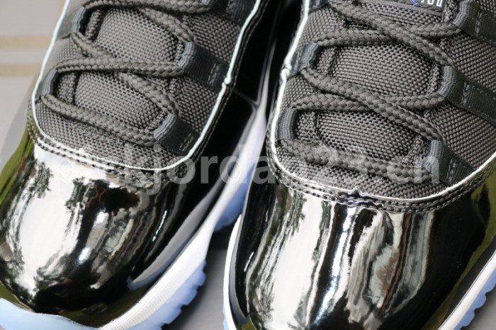 Authentic Air Jordan 11 “Space Jam” 2016