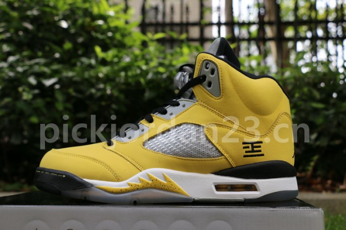 Authentic Air Jordan 5 Tokyo( restock)