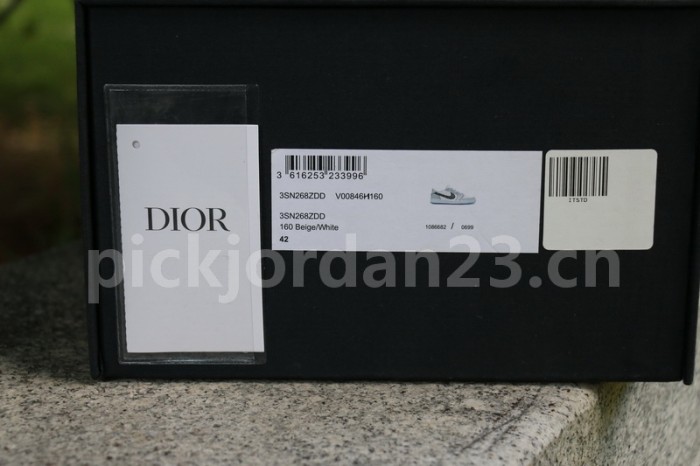 Authentic Dior x Ai Jordan 1 Low Top (with dior boxes)