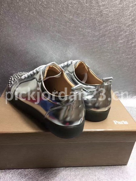 Super Max Christian Louboutin Shoes-411