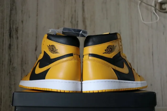 Authentic Air Jordan 1 High OG “Pollen”