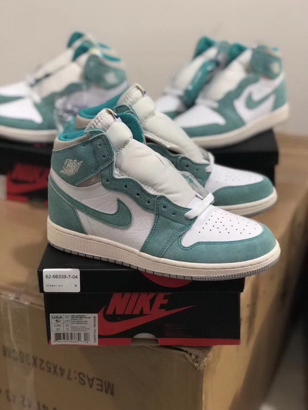 Authentic Air Jordan 1 “Turbo Green” GS