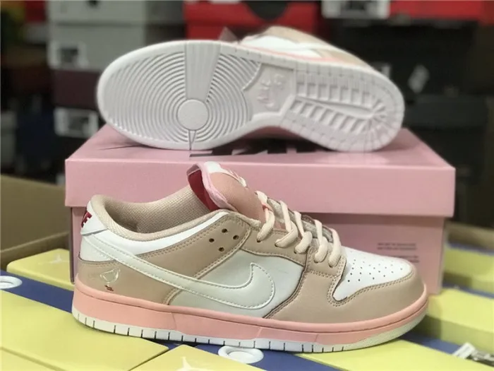 Authentic Nike SB Dunk Low Pigeon Pink