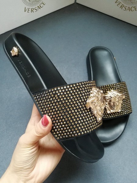 Versace women slippers AAA-032