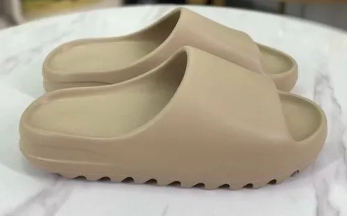 Yeezy Slide-009