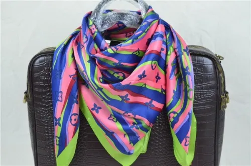 LV Silk Scarf AAA-255
