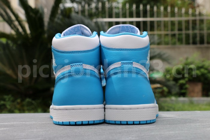 Authentic Air Jordan 1 Retro High OG “UNC”