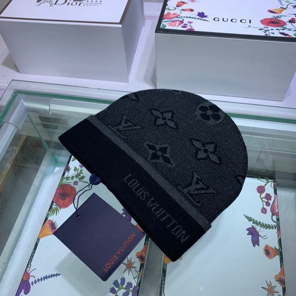 LV Wool Cap Scarf AAA-057