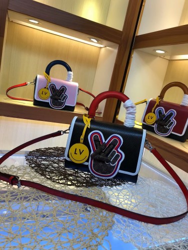 LV Hangbags AAA-146